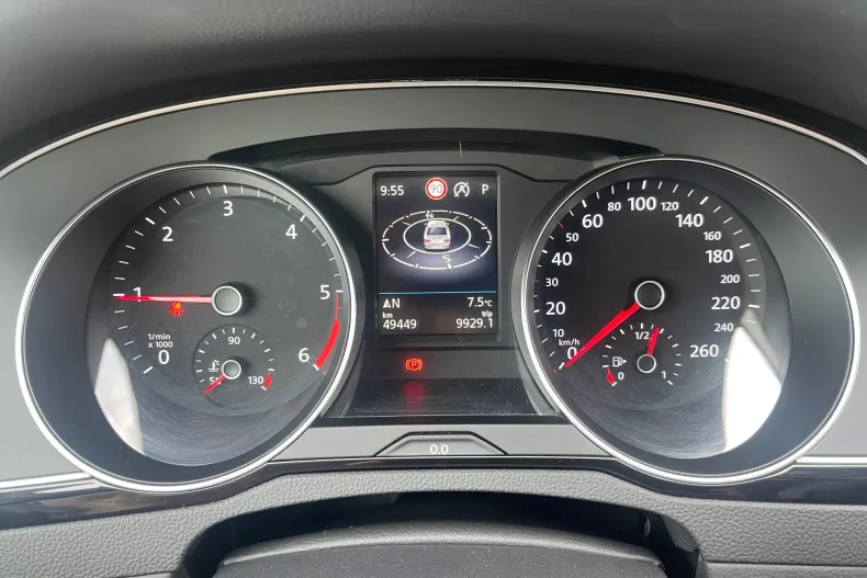 Volkswagen Passat din 2021 cu 49.449 km - oferta VOL256509 - foto 15