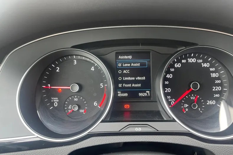 Volkswagen Passat din 2021 cu 49.449 km - oferta VOL256509 - foto 17