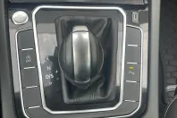 Volkswagen Passat din 2021 cu 49.449 km - oferta VOL256509 - foto 25
