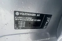 Volkswagen Passat din 2021 cu 49.449 km - oferta VOL256509 - foto 30