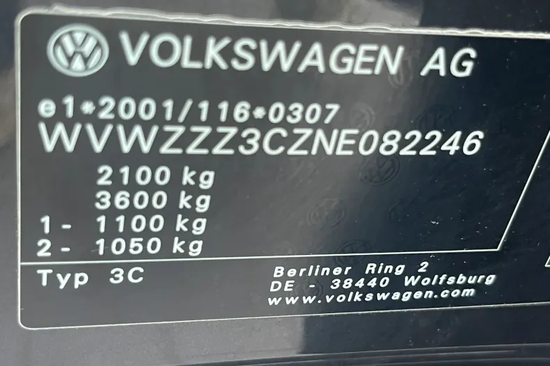 Volkswagen Passat din 2022 cu 115.687 km - oferta VOL256512 - foto 26