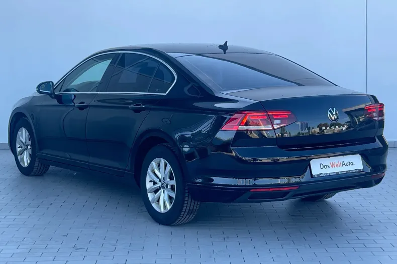 Volkswagen Passat din 2022 cu 139.464 km - oferta VOL256513 - foto 6