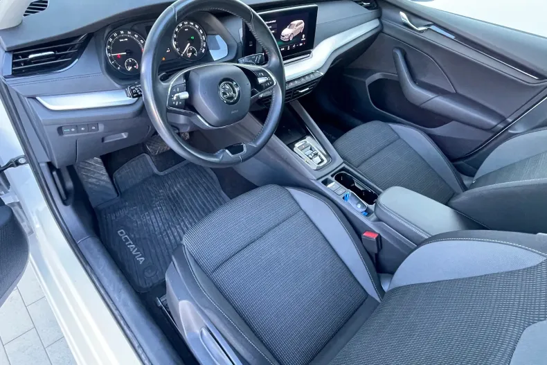 Skoda Octavia din 2023 cu 64.442 km - oferta SKO256514 - foto 8