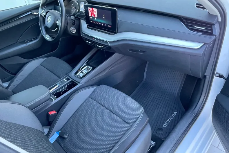 Skoda Octavia din 2023 cu 64.442 km - oferta SKO256514 - foto 10