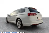 Volkswagen Passat din 2023 cu 142.498 km - oferta VOL256517 - foto 3