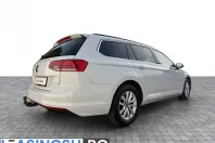 Volkswagen Passat din 2023 cu 142.498 km - oferta VOL256517 - foto 5