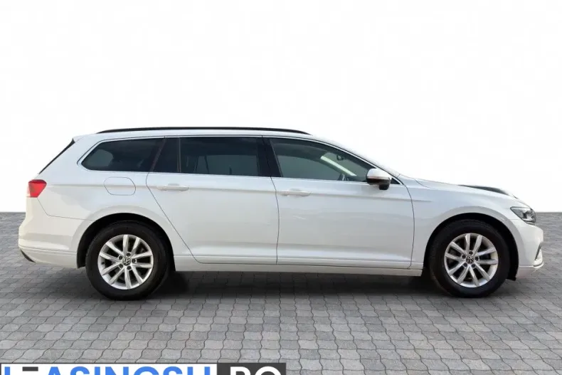 Volkswagen Passat din 2023 cu 142.498 km - oferta VOL256517 - foto 6
