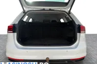 Volkswagen Passat din 2023 cu 142.498 km - oferta VOL256517 - foto 10