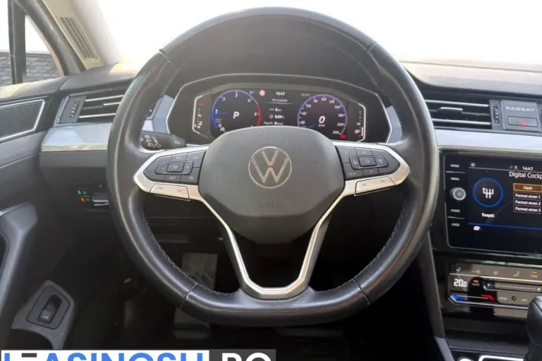 Volkswagen Passat din 2023 cu 142.498 km - oferta VOL256517 - foto 14