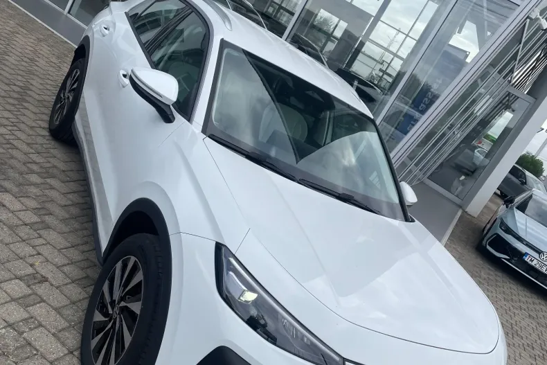 Volkswagen T-Roc din 2026 cu 4 km - oferta VOL256525 - foto 4