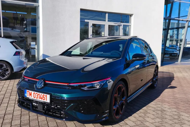 Volkswagen Golf din 2026 cu 1.000 km - oferta VOL256526 - foto 3