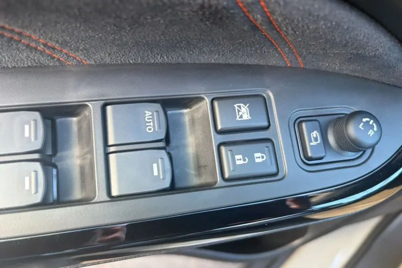 Suzuki Vitara din 2026 cu 1 km - oferta SUZ256527 - foto 13