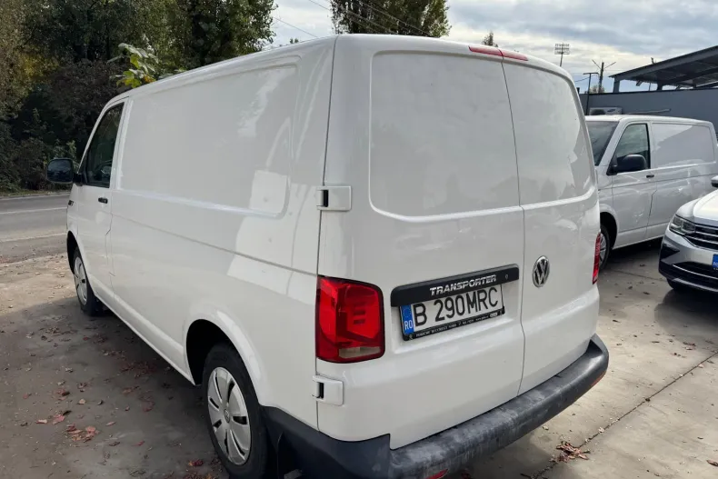 Volkswagen Transporter din 2022 cu 159.884 km - oferta VOL256528 - foto 4