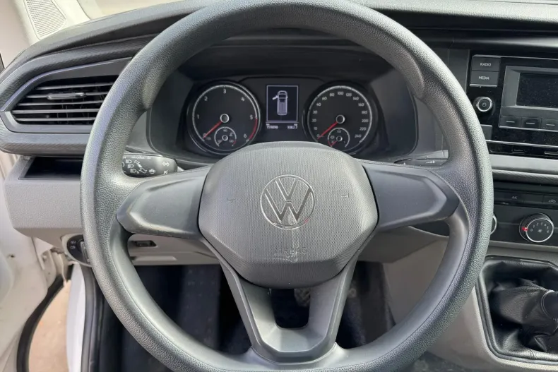 Volkswagen Transporter din 2022 cu 159.884 km - oferta VOL256528 - foto 6