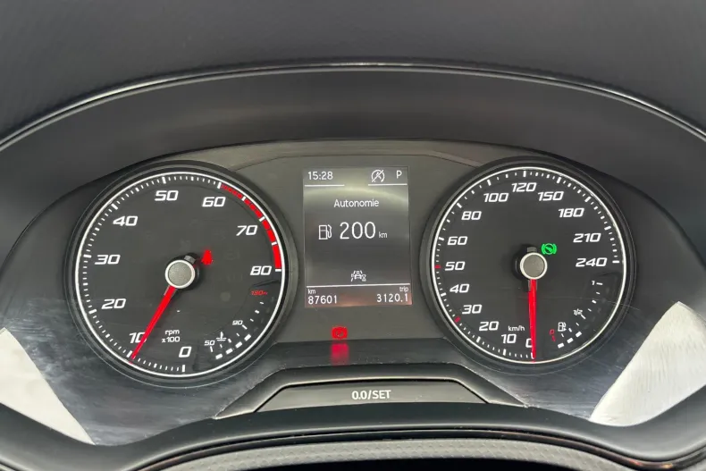 Seat Arona din 2022 cu 87.601 km - oferta SEA256537 - foto 13