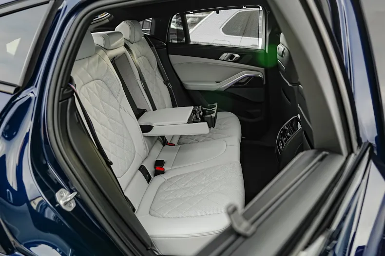 BMW X6 (Seria X) din 2024 cu 54.280 km - oferta BMW256538 - foto 21