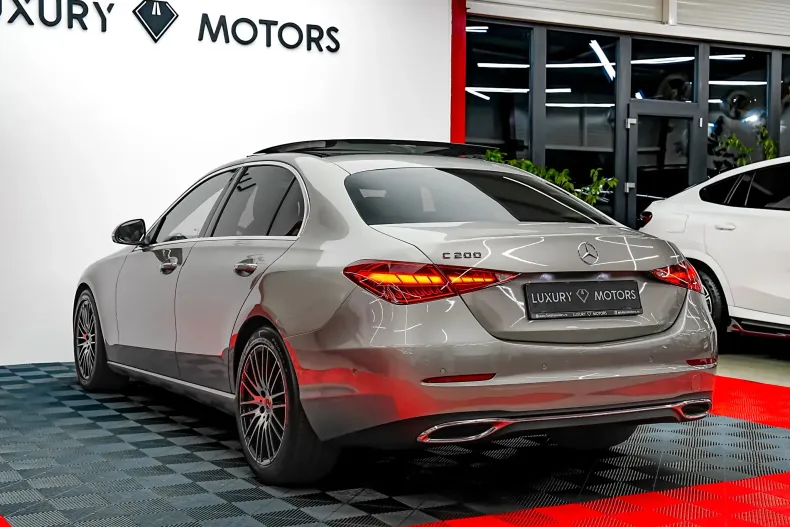 Mercedes-Benz C 200 (Clasa C) din 2022 cu 163.000 km - oferta MER256541 - foto 10