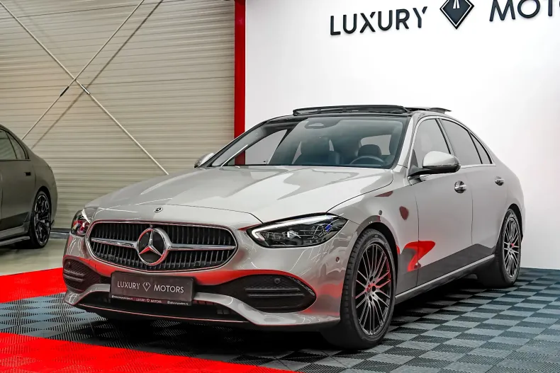 Mercedes-Benz C 200 (Clasa C) din 2022 cu 163.000 km - oferta MER256541 - foto 12