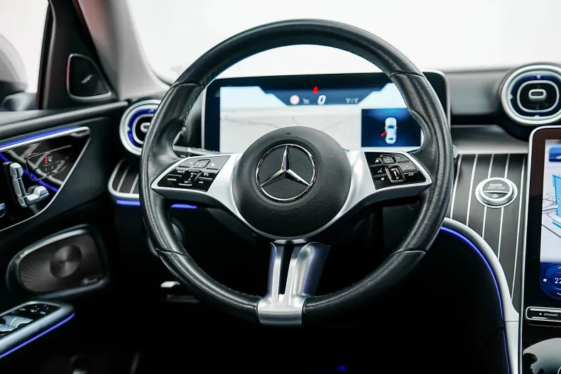 Mercedes-Benz C 200 (Clasa C) din 2022 cu 163.000 km - oferta MER256541 - foto 17