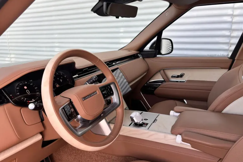 Land Rover Range Rover din 2026 cu 23.950 km - oferta LAN256548 - foto 6