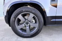 Land Rover Defender din 2025 cu 5.398 km - oferta LAN256551 - foto 3