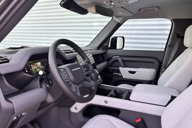 Land Rover Defender din 2026 cu 1 km - oferta LAN256552 - foto 6