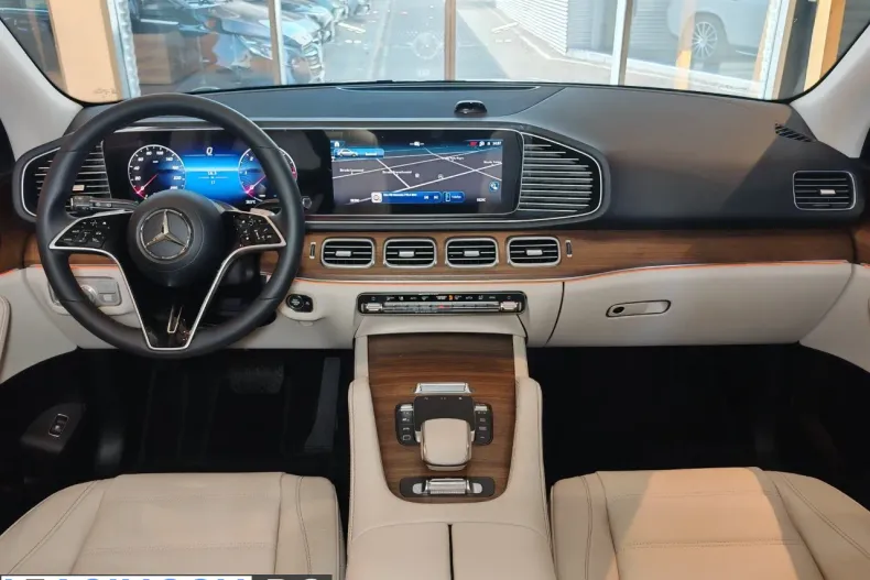 Mercedes-Benz GLE 450 (Clasa GLE) din 2026 cu 1 km - oferta MER256556 - foto 5