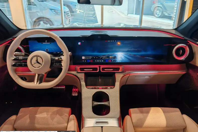 Mercedes-Benz GLC 400 (Clasa GLC) din 2026 cu 3.500 km - oferta MER256558 - foto 4