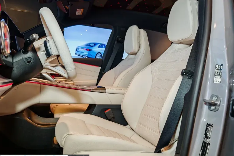 Mercedes-Benz GLC 400 (Clasa GLC) din 2026 cu 3.500 km - oferta MER256558 - foto 8