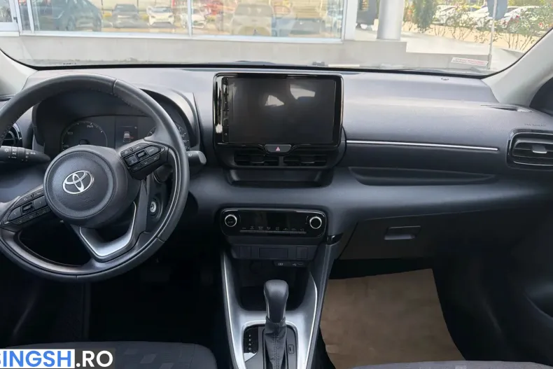 Toyota Yaris din 2025 cu 2.268 km - oferta TOY256574 - foto 8