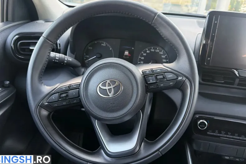 Toyota Yaris din 2025 cu 2.268 km - oferta TOY256574 - foto 9