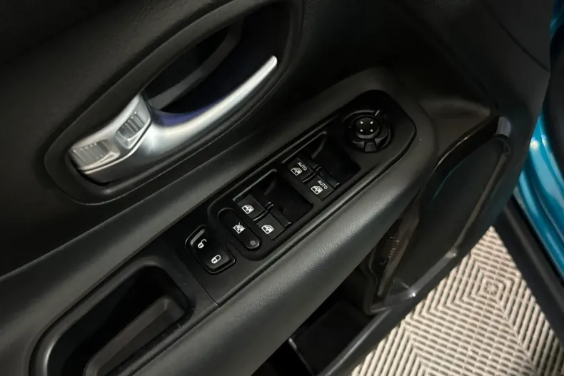 Jeep Renegade din 2021 cu 90.652 km - oferta JEE256581 - foto 13