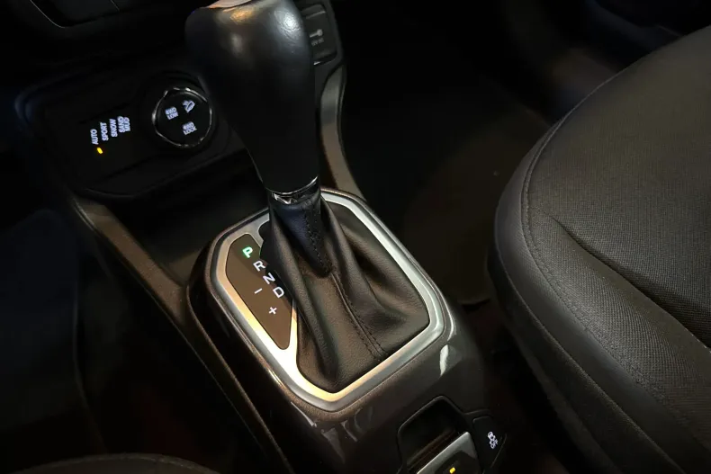 Jeep Renegade din 2021 cu 90.652 km - oferta JEE256581 - foto 16