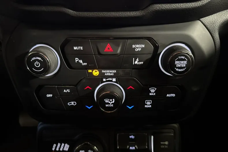 Jeep Renegade din 2021 cu 90.652 km - oferta JEE256581 - foto 18