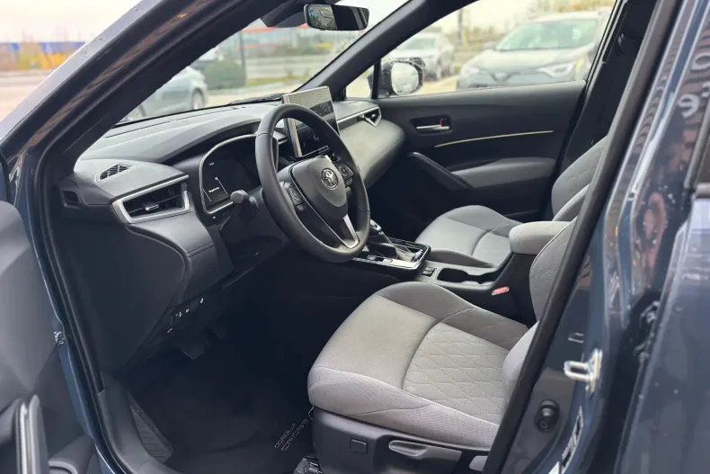 Toyota Corolla Cross din 2026 cu 1 km - oferta TOY256582 - foto 10