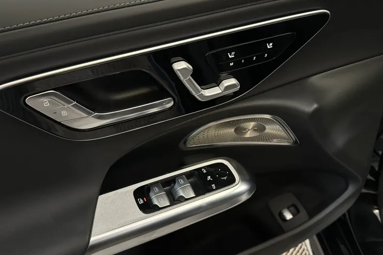 Mercedes-Benz E 200 (Clasa E) din 2025 cu 21.445 km - oferta MER256583 - foto 14