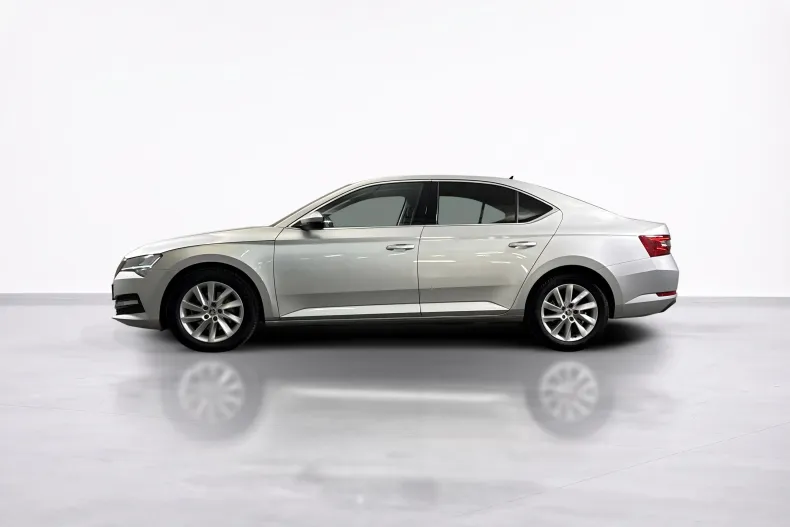 Skoda Superb din 2023 cu 139.198 km - oferta SKO256584 - foto 2