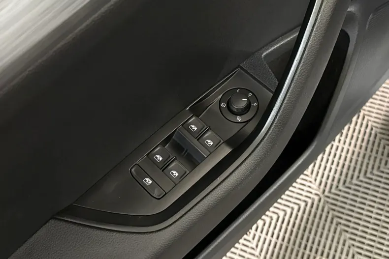 Skoda Superb din 2023 cu 139.198 km - oferta SKO256584 - foto 14