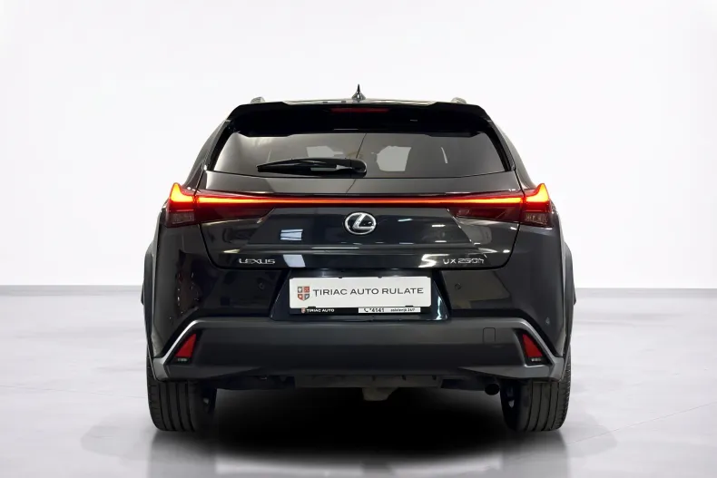 Lexus UX din 2021 cu 82.646 km - oferta LEX256586 - foto 4