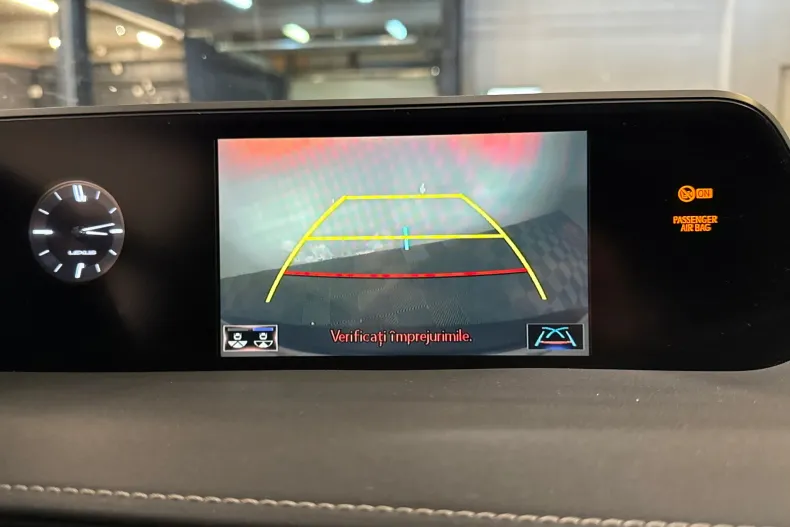 Lexus UX din 2021 cu 82.646 km - oferta LEX256586 - foto 17
