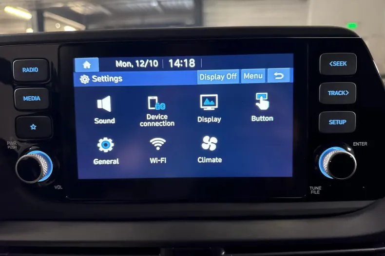 Hyundai i20 din 2023 cu 46.126 km - oferta HYU256587 - foto 21