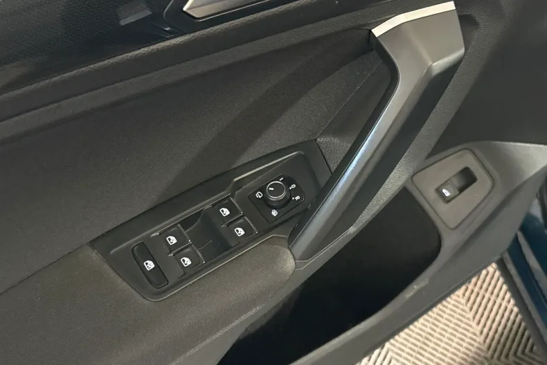 Volkswagen Tiguan din 2022 cu 120.616 km - oferta VOL256589 - foto 14
