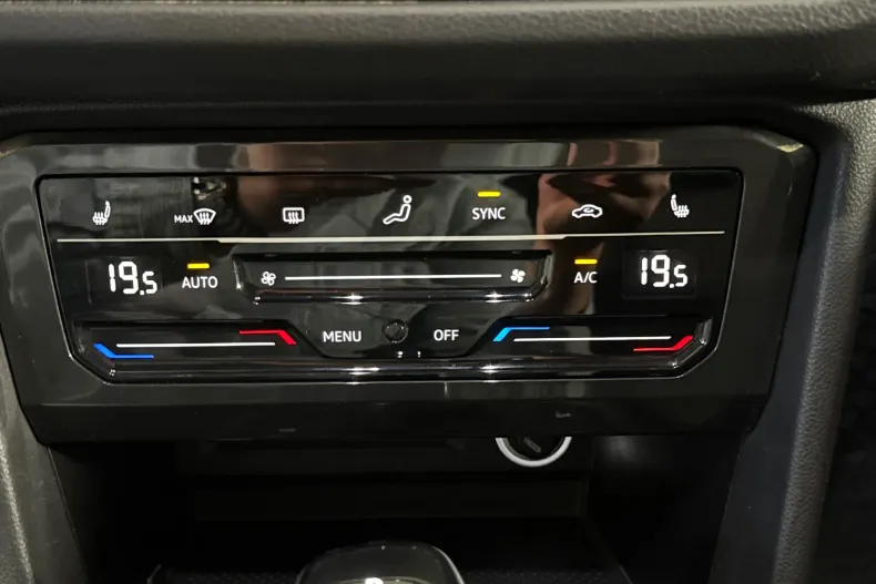 Volkswagen Tiguan din 2022 cu 120.616 km - oferta VOL256589 - foto 18