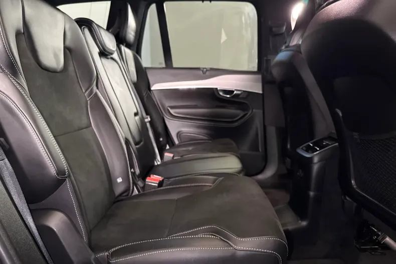 Volvo XC90 din 2022 cu 104.293 km - oferta VOL256590 - foto 12