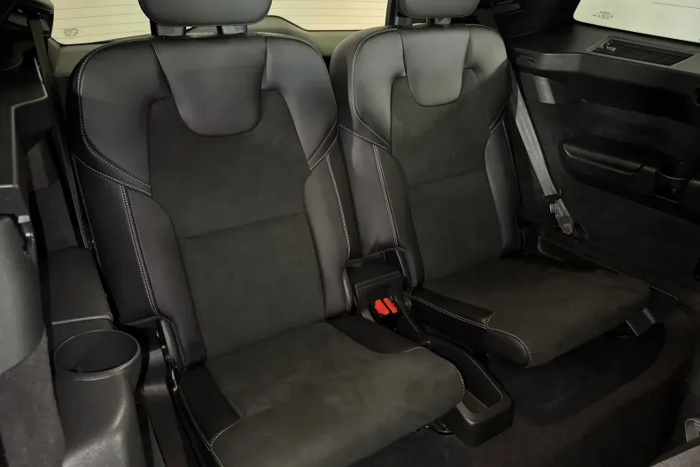 Volvo XC90 din 2022 cu 104.293 km - oferta VOL256590 - foto 13