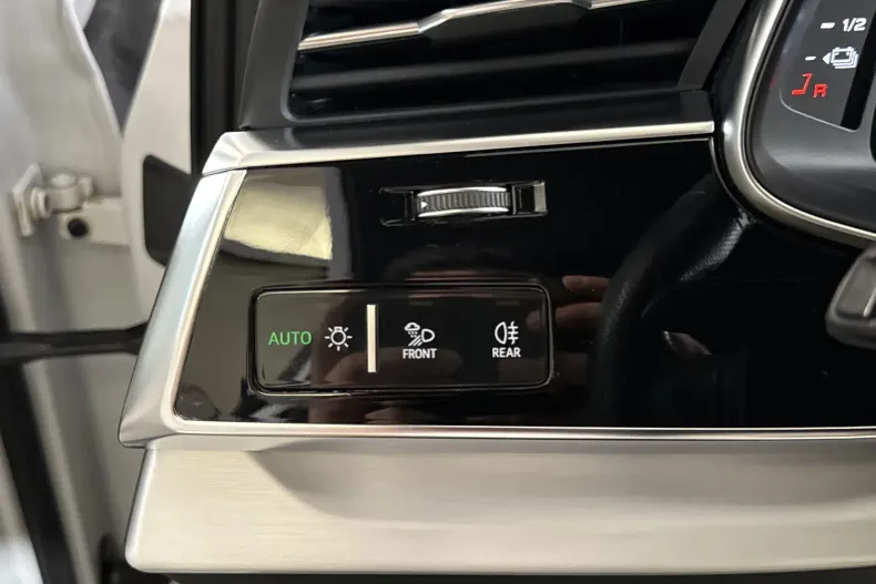 Audi Q7 din 2020 cu 158.279 km - oferta AUD256591 - foto 16