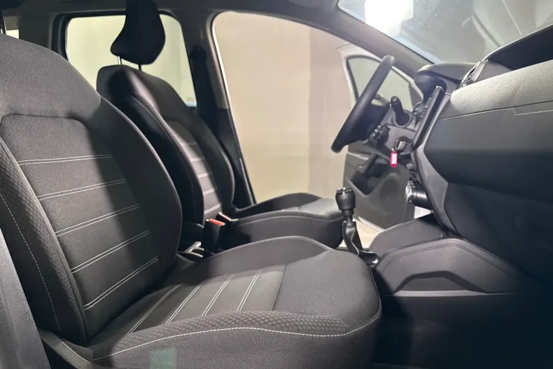 Dacia Duster din 2024 cu 106.103 km - oferta DAC256594 - foto 11