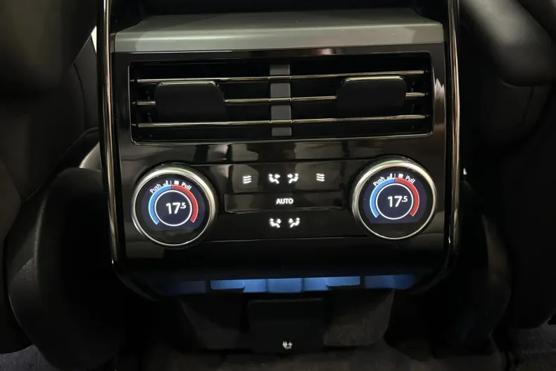 Land Rover Range Rover Sport din 2023 cu 52.548 km - oferta LAN256595 - foto 24