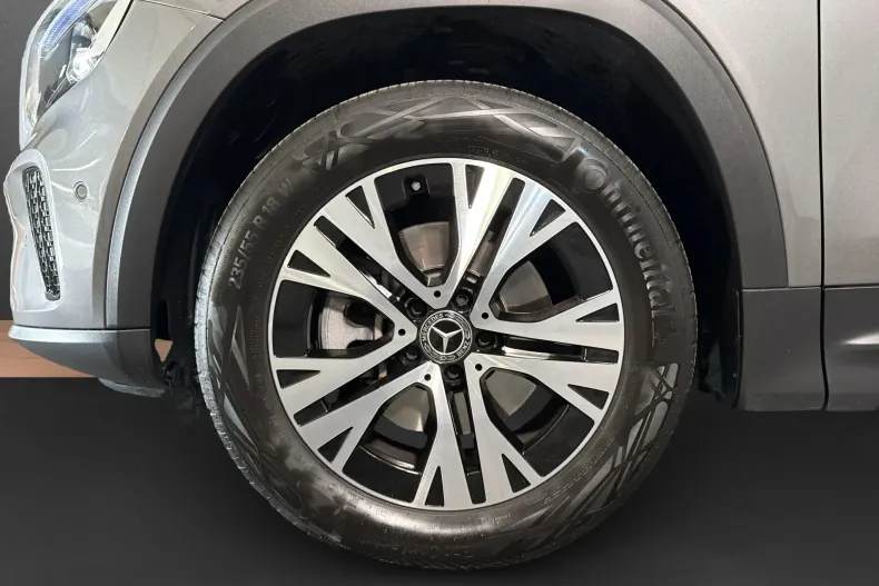 Mercedes-Benz GLB 200 (Clasa GLB) din 2025 cu 23.073 km - oferta MER256597 - foto 14