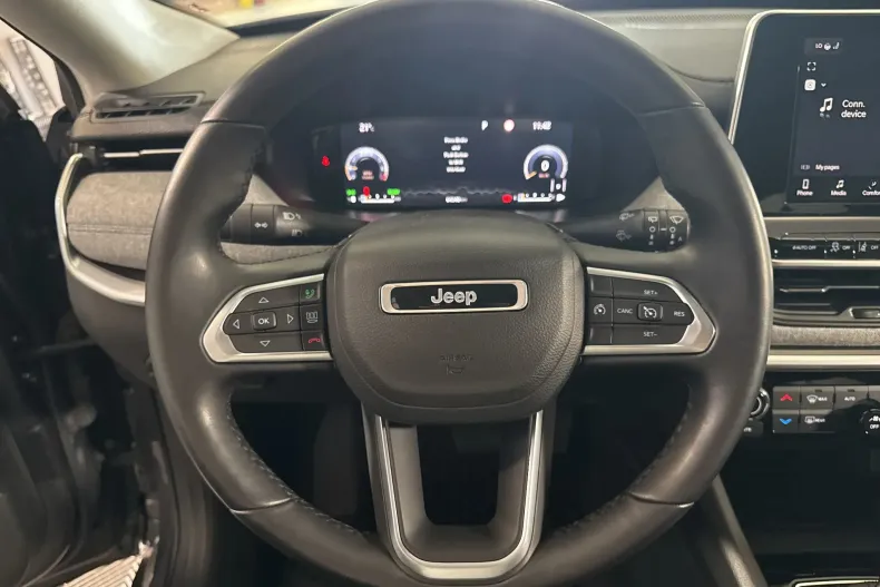 Jeep Compass din 2023 cu 64.340 km - oferta JEE256602 - foto 16